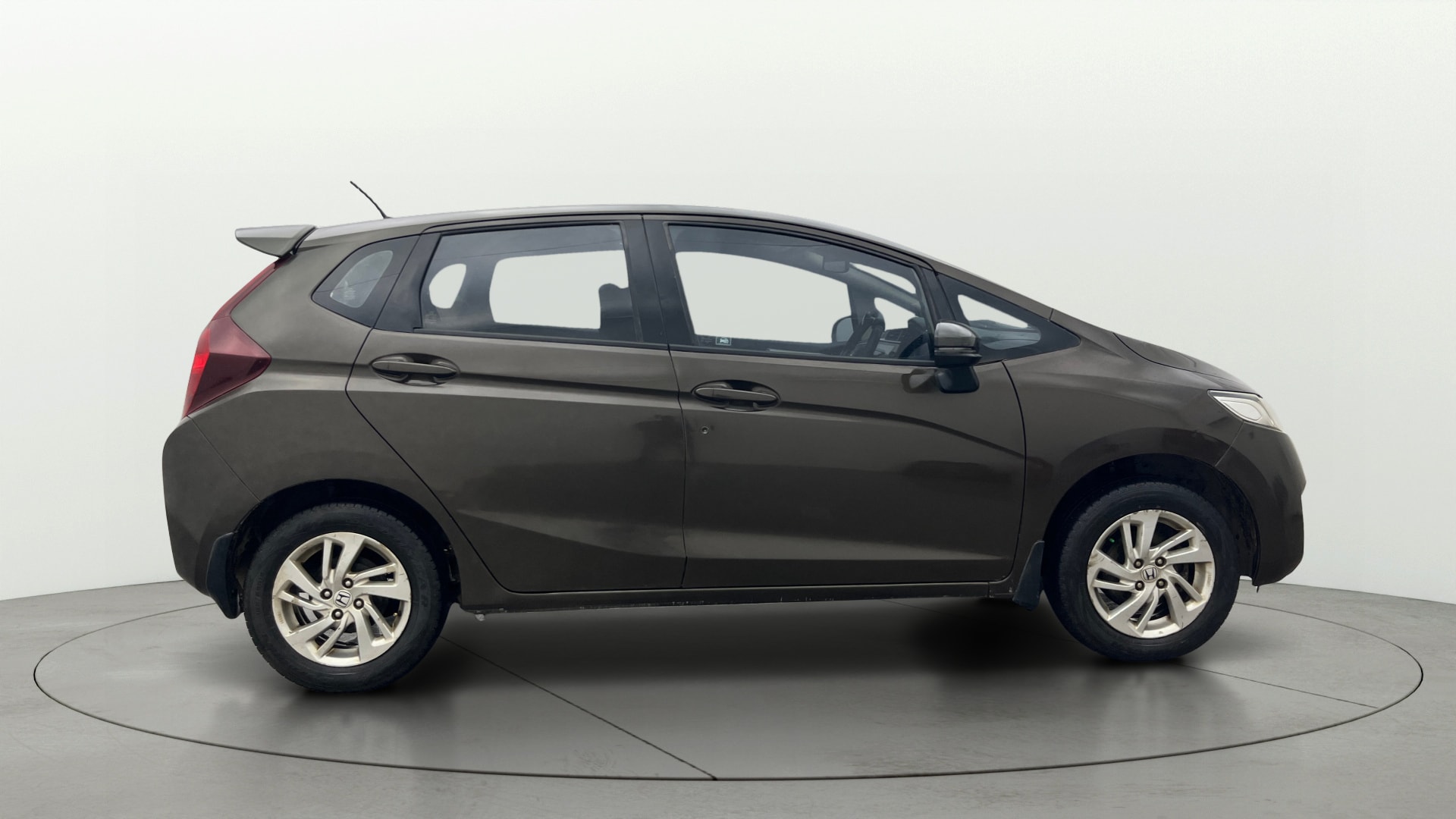 View 2018 Honda Jazz E MT Diesel Image 8 Used 2018 Honda Jazz E MT Diesel Image 8