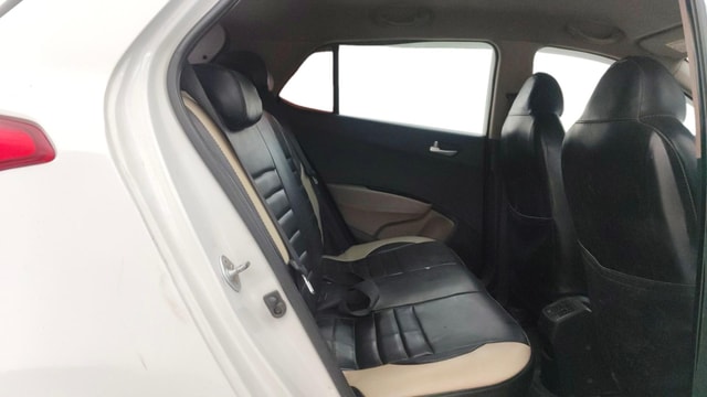 View Hyundai Grand i10 Image 29 Used Hyundai Grand i10 Image 29