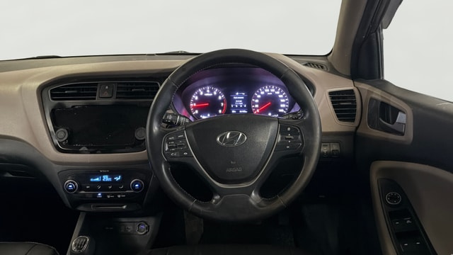View Hyundai Elite i20 Image 12 Used Hyundai Elite i20 Image 12