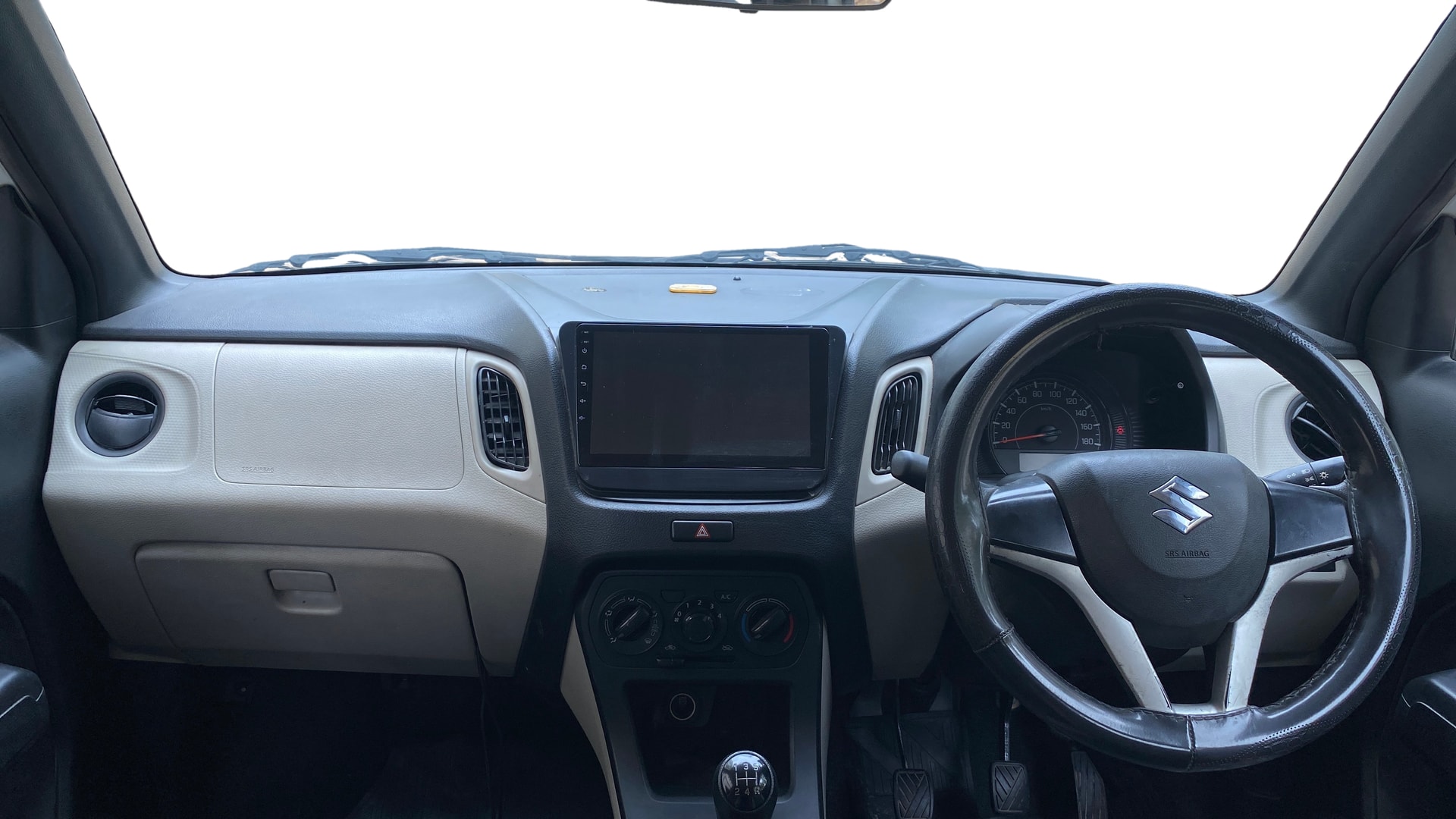 View 2022 Maruti Suzuki 1000 Base Variant Image 15 Used 2022 Maruti Suzuki 1000 Base Variant Image 15