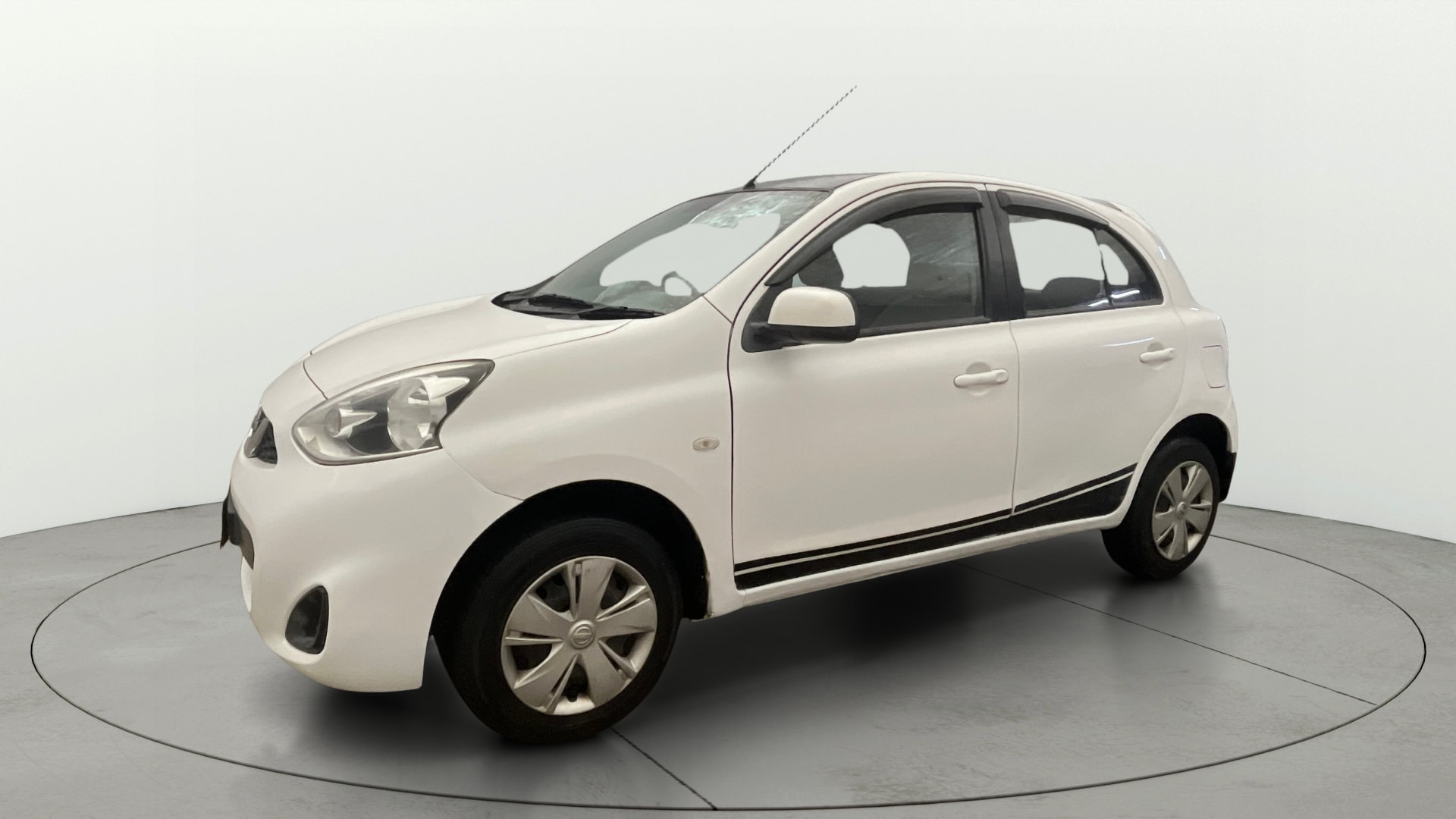 View 2015 Nissan Micra XL (CVT) Image 34 Used 2015 Nissan Micra XL (CVT) Image 34