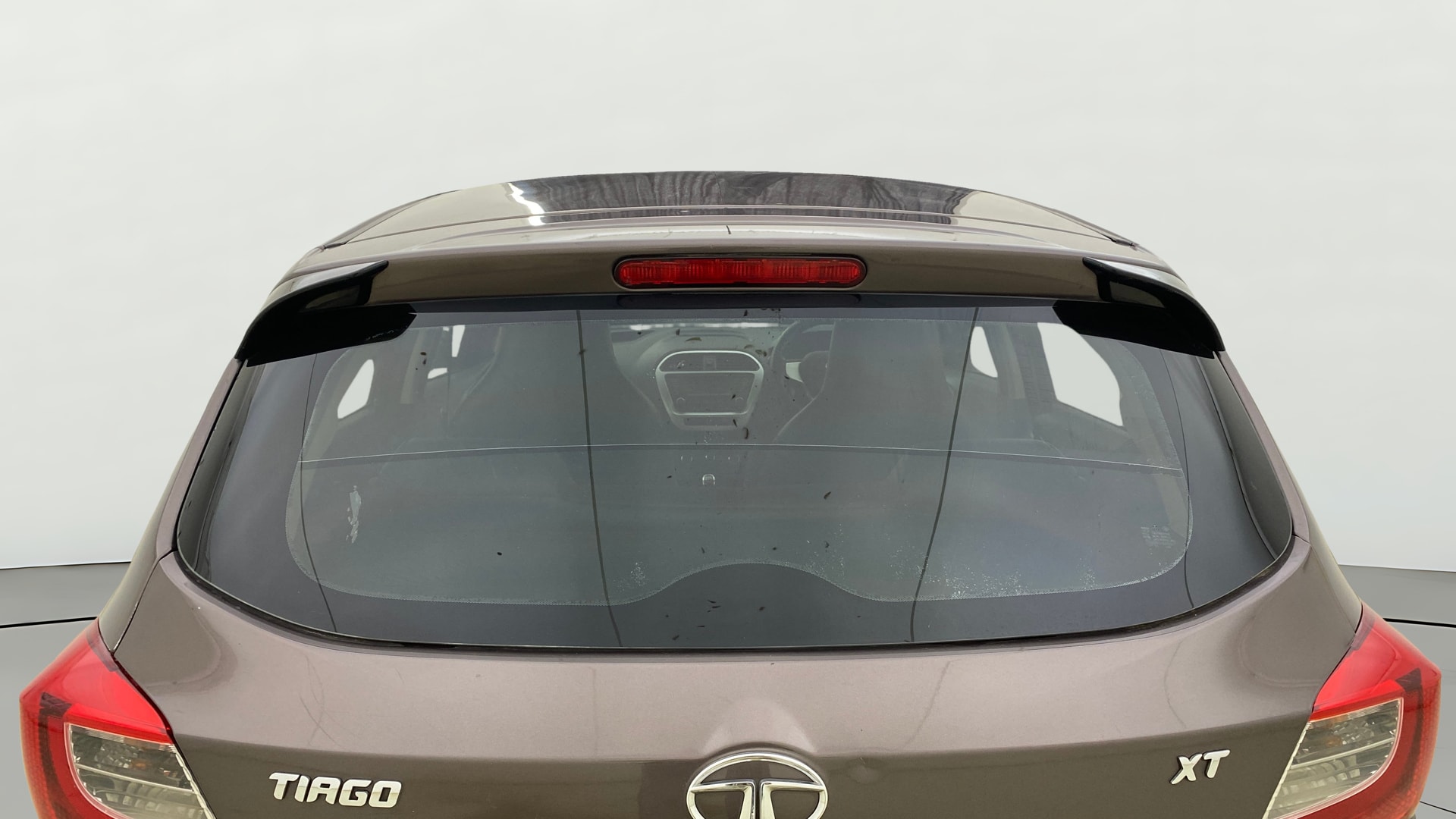 View 2017 Tata Tiago Revotorq XB Image 4 Used 2017 Tata Tiago Revotorq XB Image 4