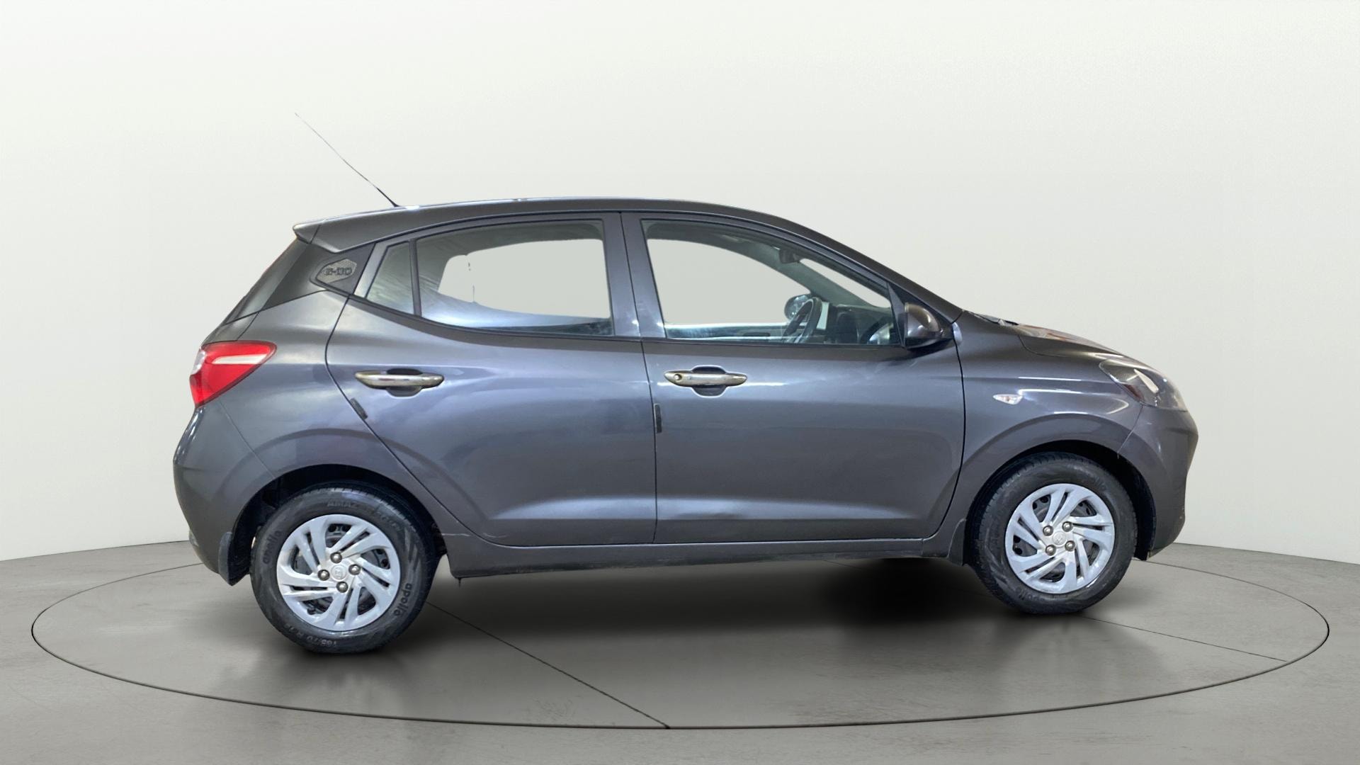 View 2021 Hyundai Grand i10 Nios Magna CNG Image 8 Used 2021 Hyundai Grand i10 Nios Magna CNG Image 8