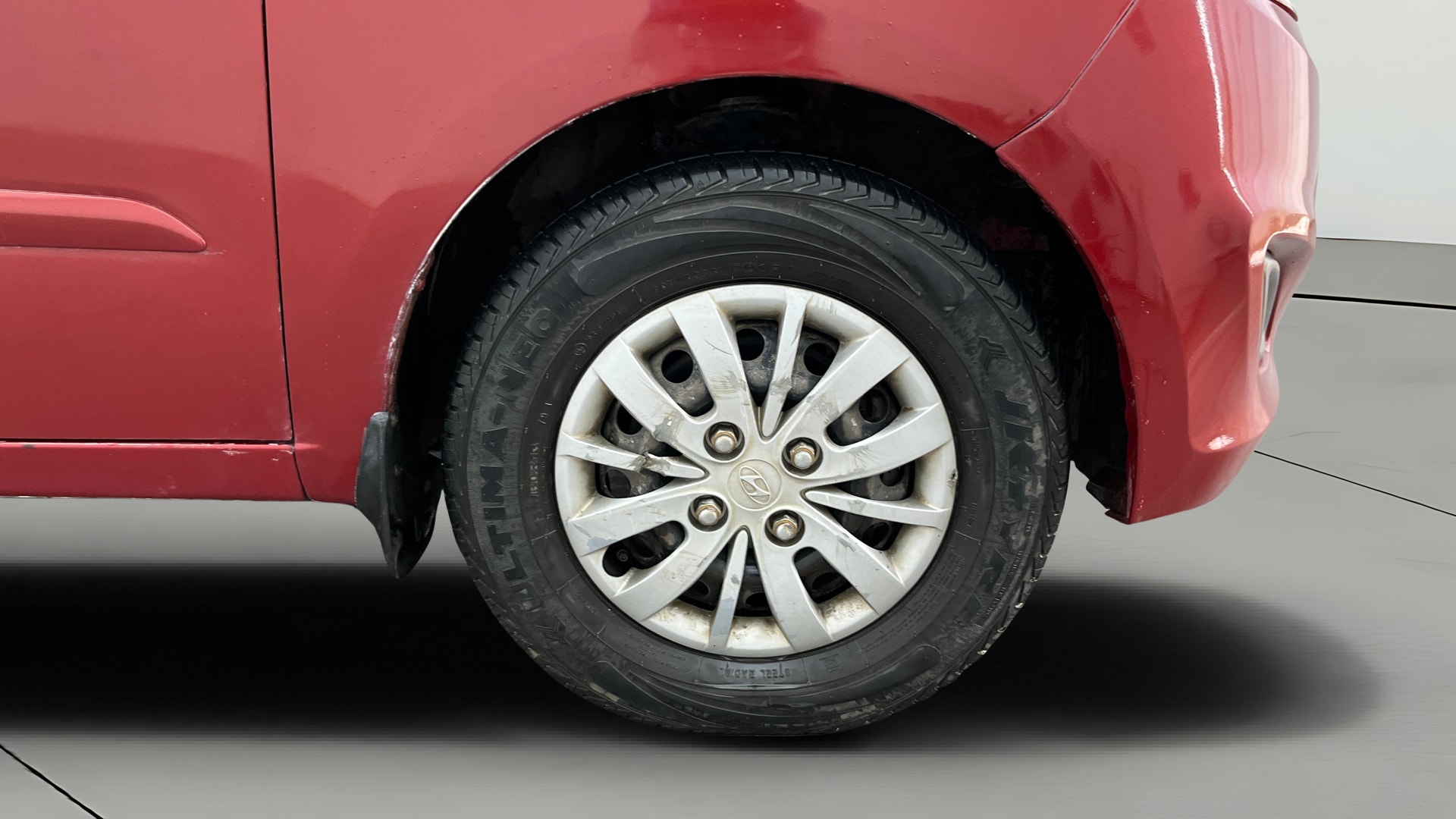 View 2013 Hyundai i10 1.2 Sportz AT Image 42 Used 2013 Hyundai i10 1.2 Sportz AT Image 42