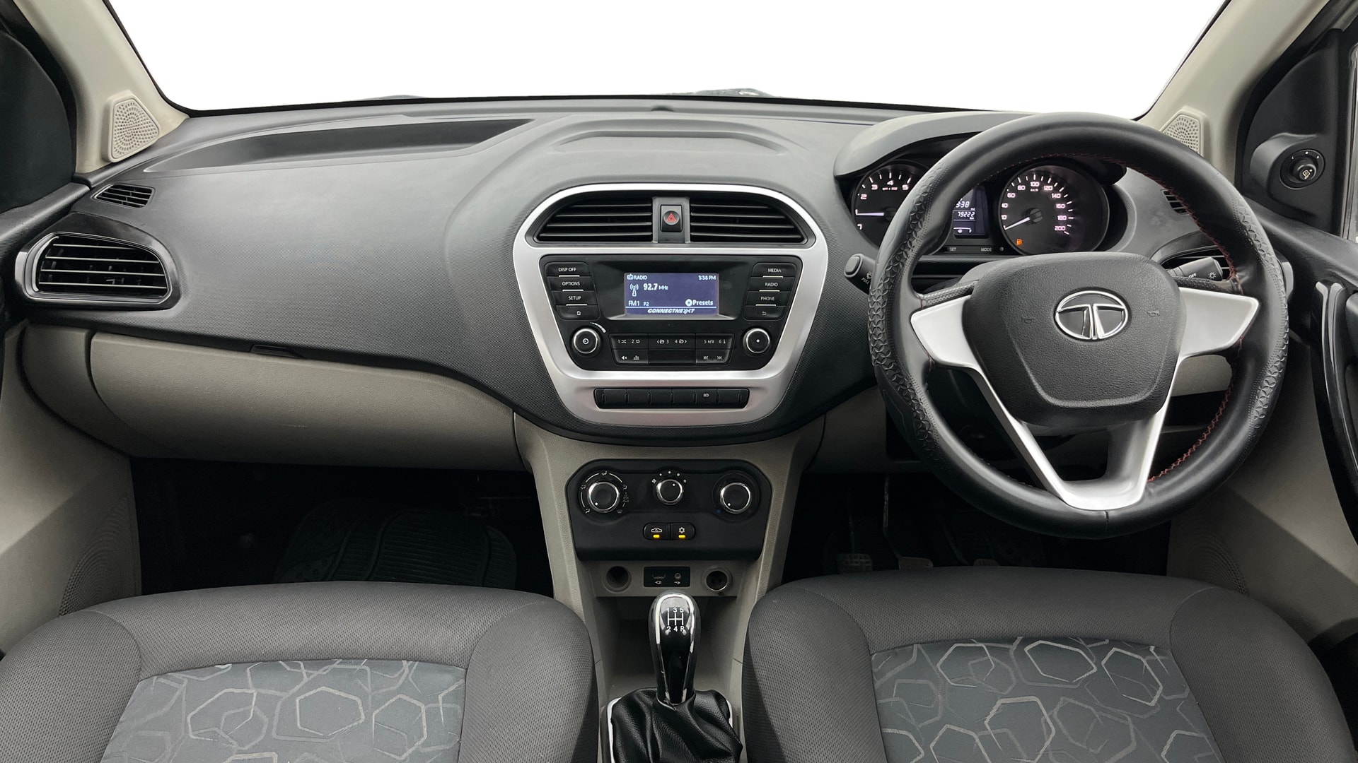 View 2017 Tata Tiago Revotorq XB Image 15 Used 2017 Tata Tiago Revotorq XB Image 15