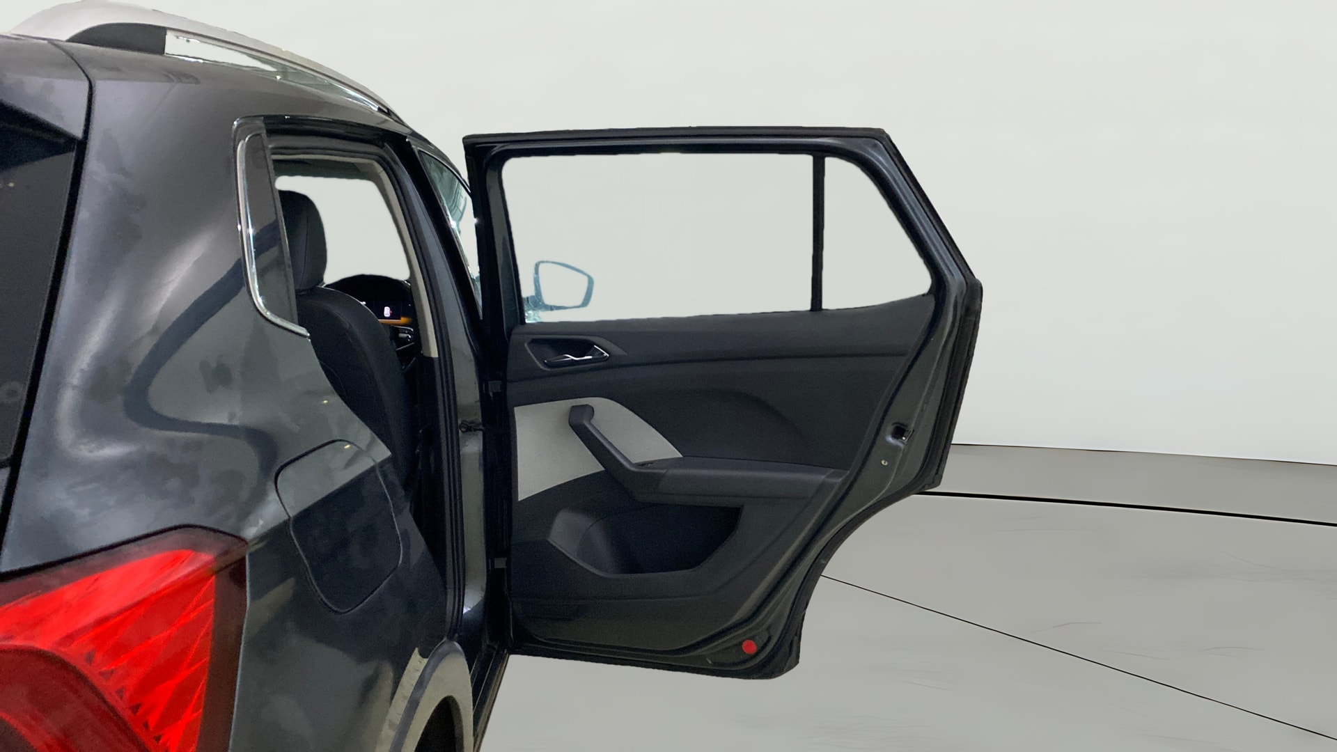 View 2022 Skoda Kushaq Style 1.5 TSI AT Image 7 Used 2022 Skoda Kushaq Style 1.5 TSI AT Image 7