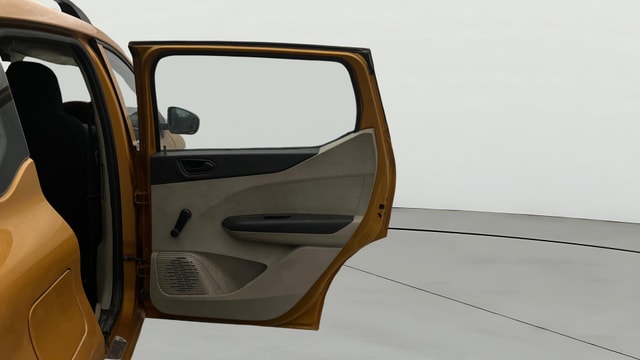 View Renault Triber Image 7 Used Renault Triber Image 7