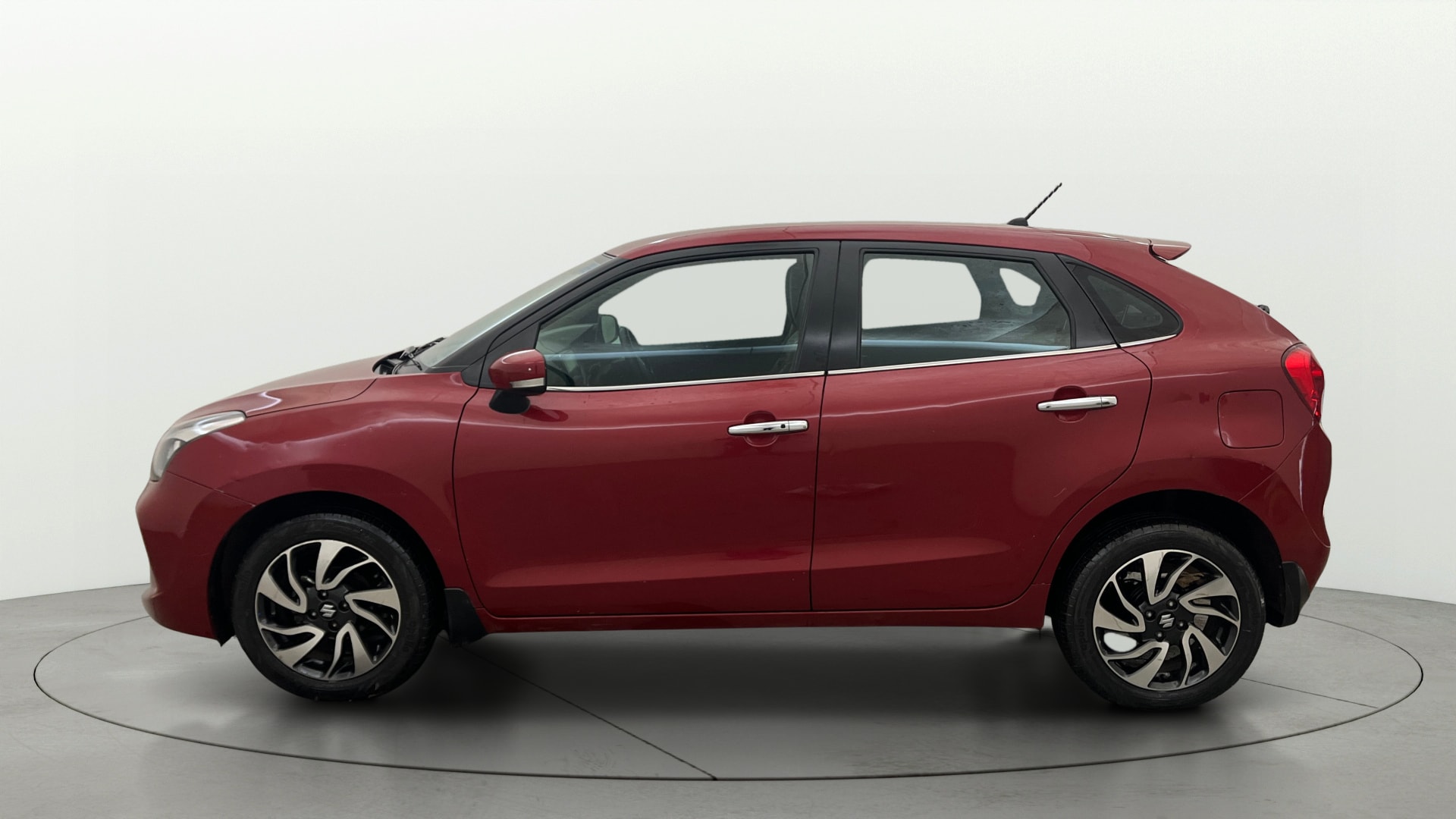 View 2020 Maruti Suzuki 1000 Base Variant Image 5 Used 2020 Maruti Suzuki 1000 Base Variant Image 5