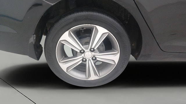 View Hyundai Verna Image 25 Used Hyundai Verna Image 25