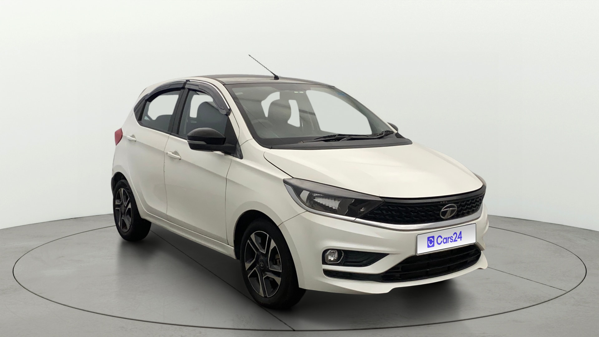 View 2020 Tata Tiago Revotorq XB Image 36 Used 2020 Tata Tiago Revotorq XB Image 36