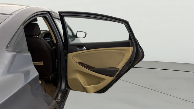View Hyundai Fluidic Verna Image 7 Used Hyundai Fluidic Verna Image 7