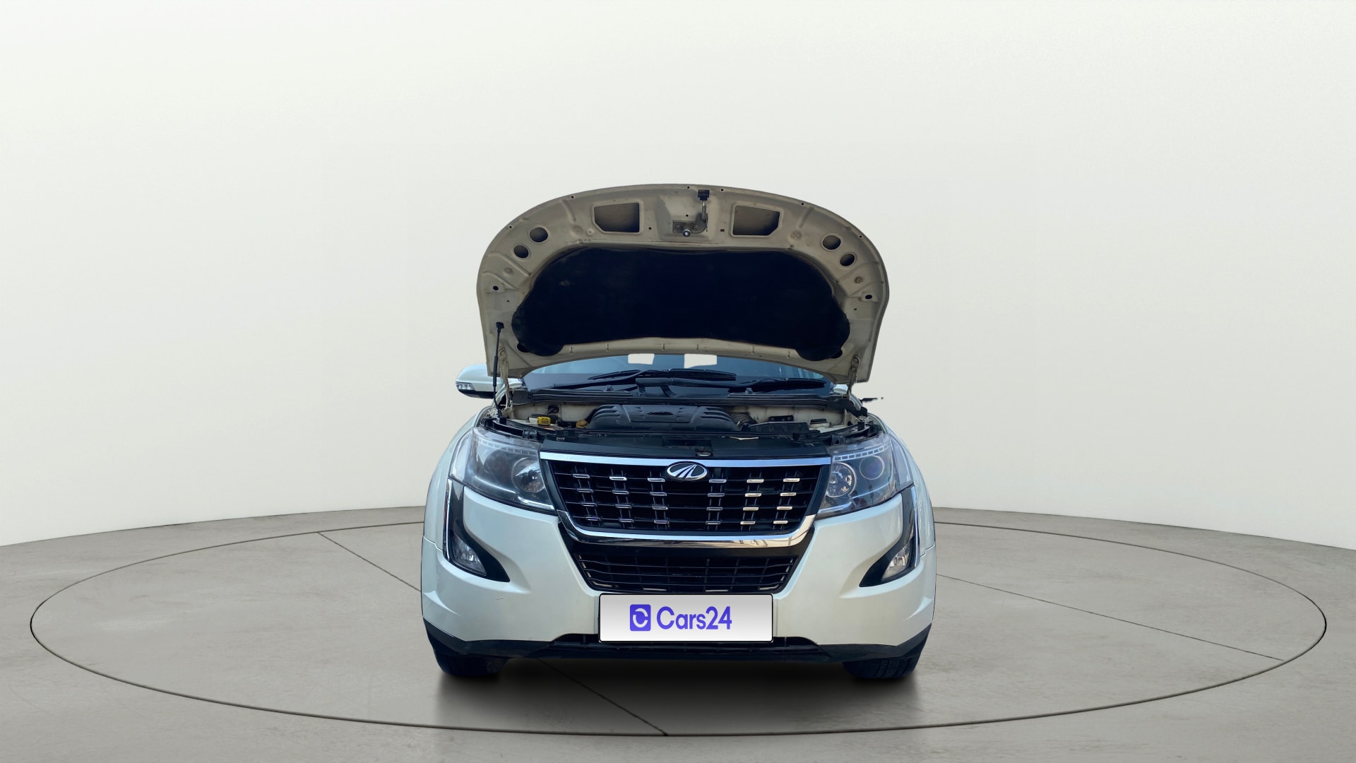 View 2021 Mahindra XUV500 W11 Image 21 Used 2021 Mahindra XUV500 W11 Image 21