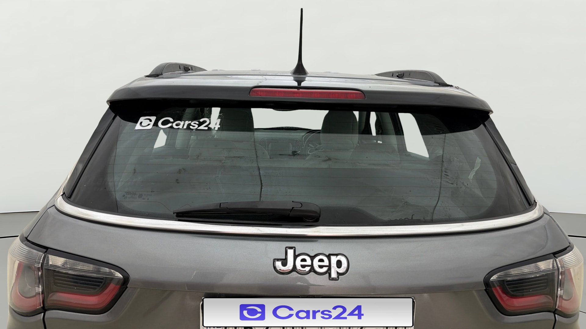 View 2019 Jeep Compass Limited 1.4 Multi AIR Petrol DDCT AT BS IV Image 3 Used 2019 Jeep Compass Limited 1.4 Multi AIR Petrol DDCT AT BS IV Image 3