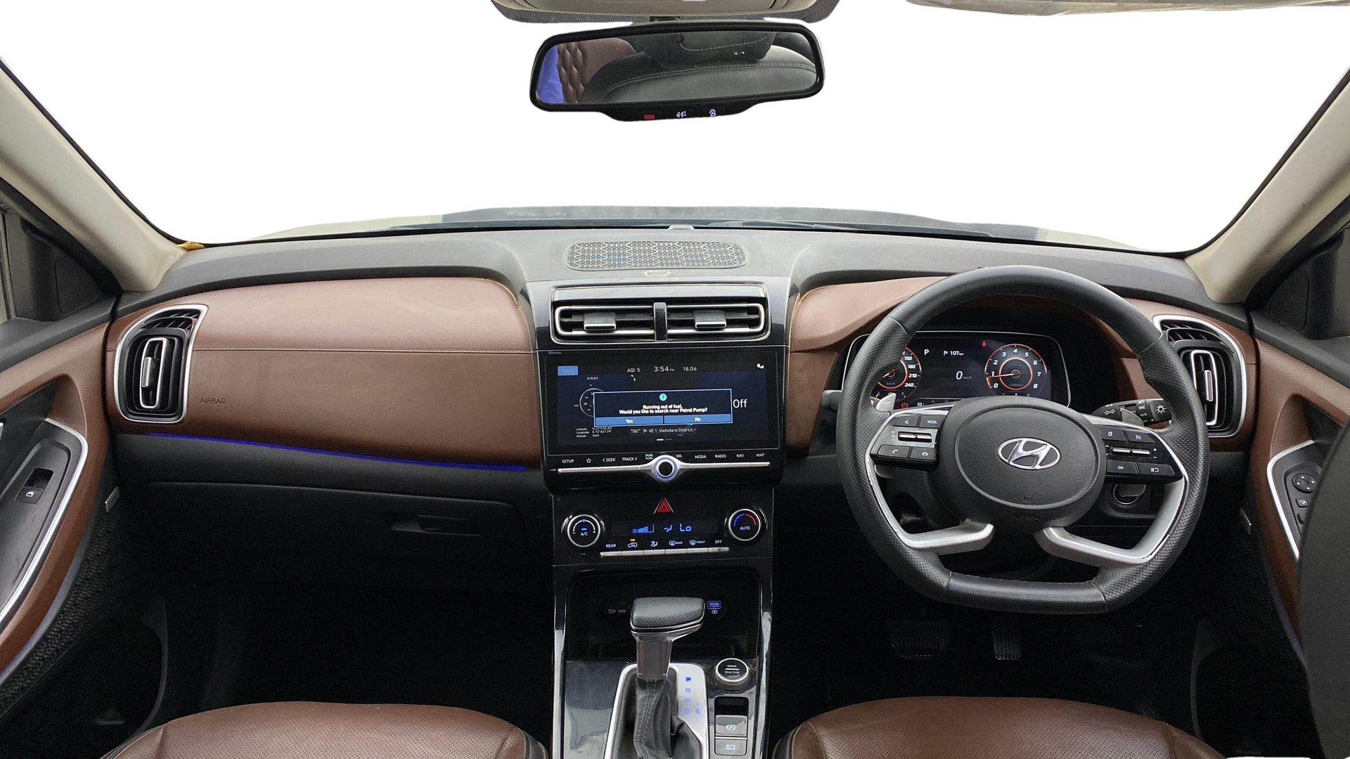 View 2021 Hyundai Alcazar Prestige 6 Seater MT Petrol Image 32 Used 2021 Hyundai Alcazar Prestige 6 Seater MT Petrol Image 32