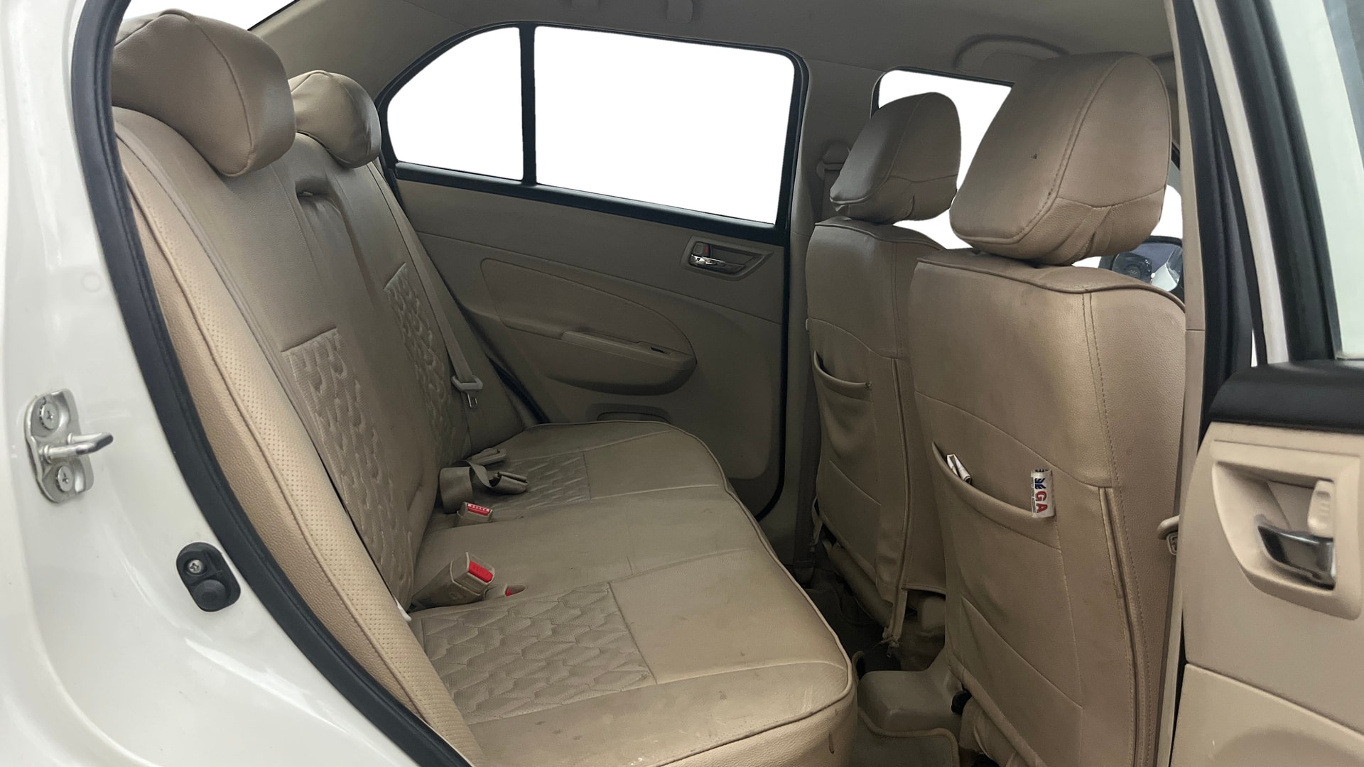 View 2016 Maruti Suzuki 1000 Base Variant Image 29 Used 2016 Maruti Suzuki 1000 Base Variant Image 29