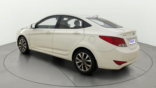 View Hyundai Verna Image 2 Used Hyundai Verna Image 2