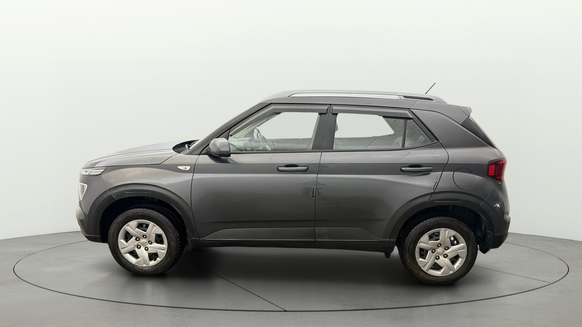 View 2021 Hyundai Venue S 1.2 Petrol Image 5 Used 2021 Hyundai Venue S 1.2 Petrol Image 5