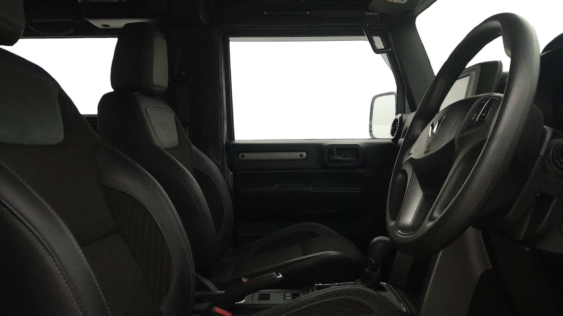 View 2024 Mahindra Thar AX Standard Manual Soft Top 6 Seater Image 27 Used 2024 Mahindra Thar AX Standard Manual Soft Top 6 Seater Image 27