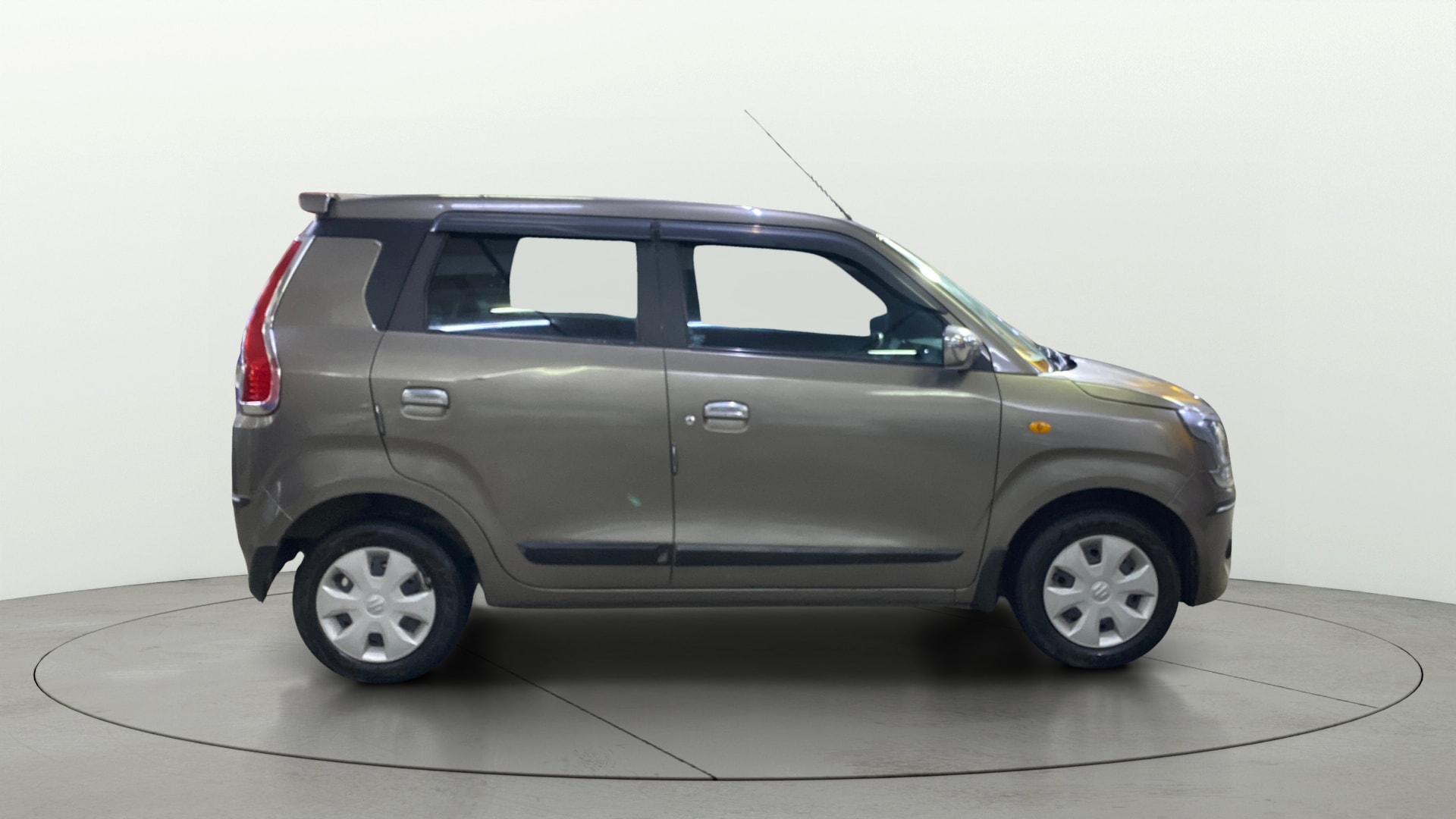 View 2023 Maruti Suzuki 1000 Base Variant Image 8 Used 2023 Maruti Suzuki 1000 Base Variant Image 8