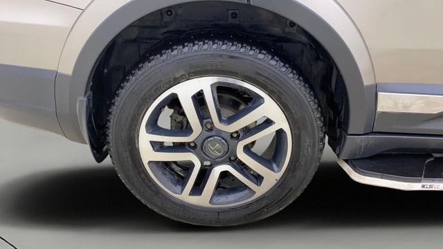 View Tata Hexa Image 35 Used Tata Hexa Image 35