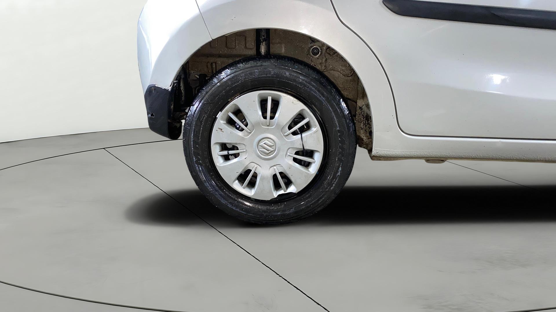 View 2016 Maruti Suzuki 1000 Base Variant Image 23 Used 2016 Maruti Suzuki 1000 Base Variant Image 23