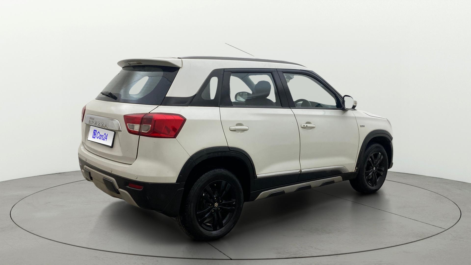 View 2018 Maruti Suzuki 1000 Base Variant Image 44 Used 2018 Maruti Suzuki 1000 Base Variant Image 44