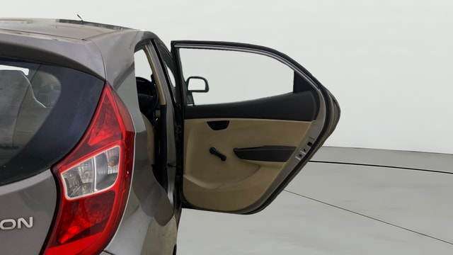 View Hyundai EON Image 7 Used Hyundai EON Image 7