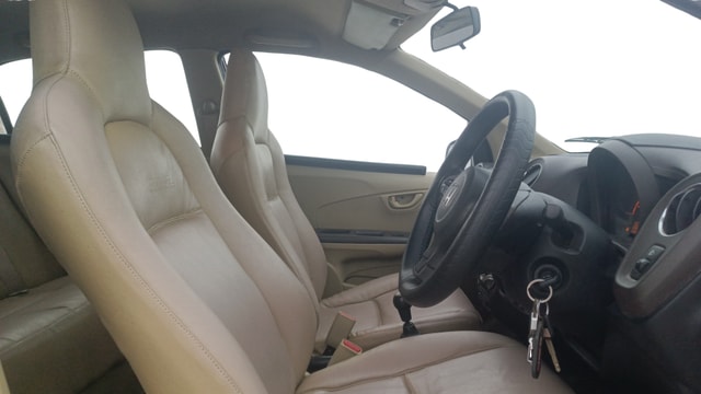 View Honda Amaze Image 25 Used Honda Amaze Image 25