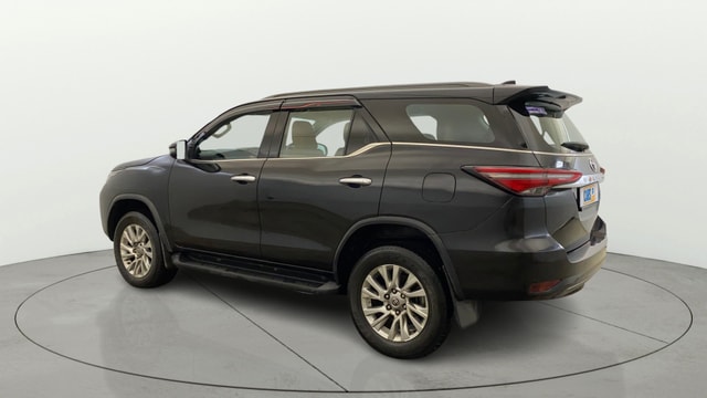 View Toyota Fortuner Image 2 Used Toyota Fortuner Image 2