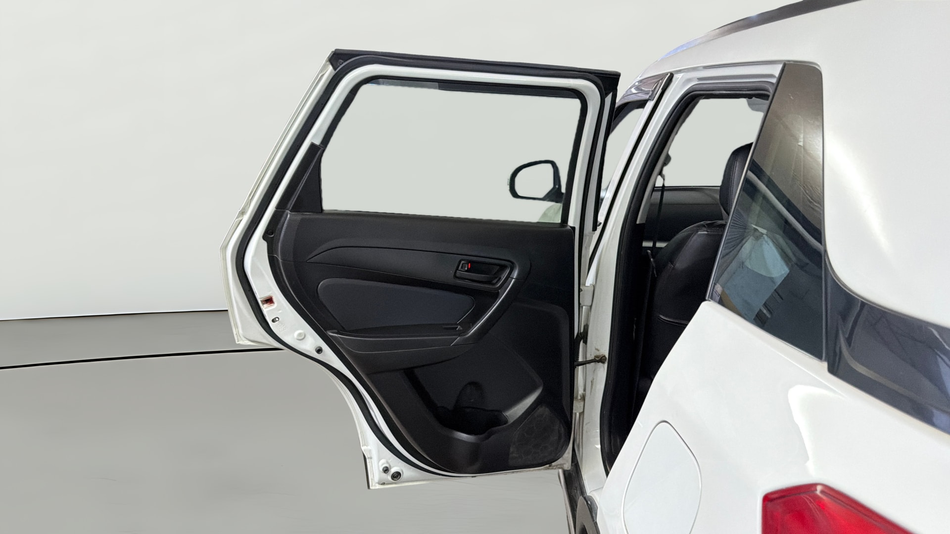 View 2022 Maruti Suzuki 1000 Base Variant Image 22 Used 2022 Maruti Suzuki 1000 Base Variant Image 22