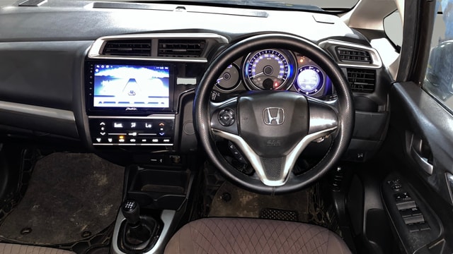 View Honda WR-V Image 20 Used Honda WR-V Image 20