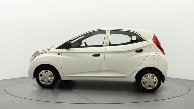 View Hyundai EON Image 5 Used Hyundai EON Image 5