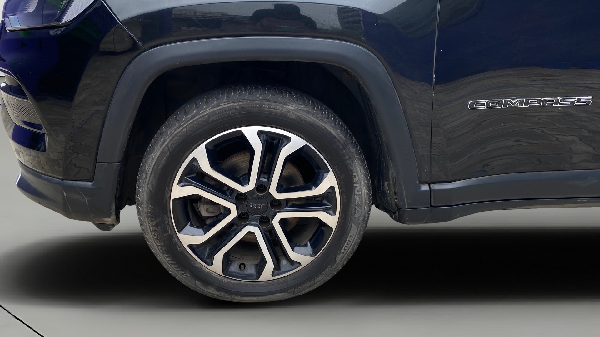 View 2021 Jeep Compass Limited 4X4 (O) 2.0 Diesel BS IV Image 28 Used 2021 Jeep Compass Limited 4X4 (O) 2.0 Diesel BS IV Image 28