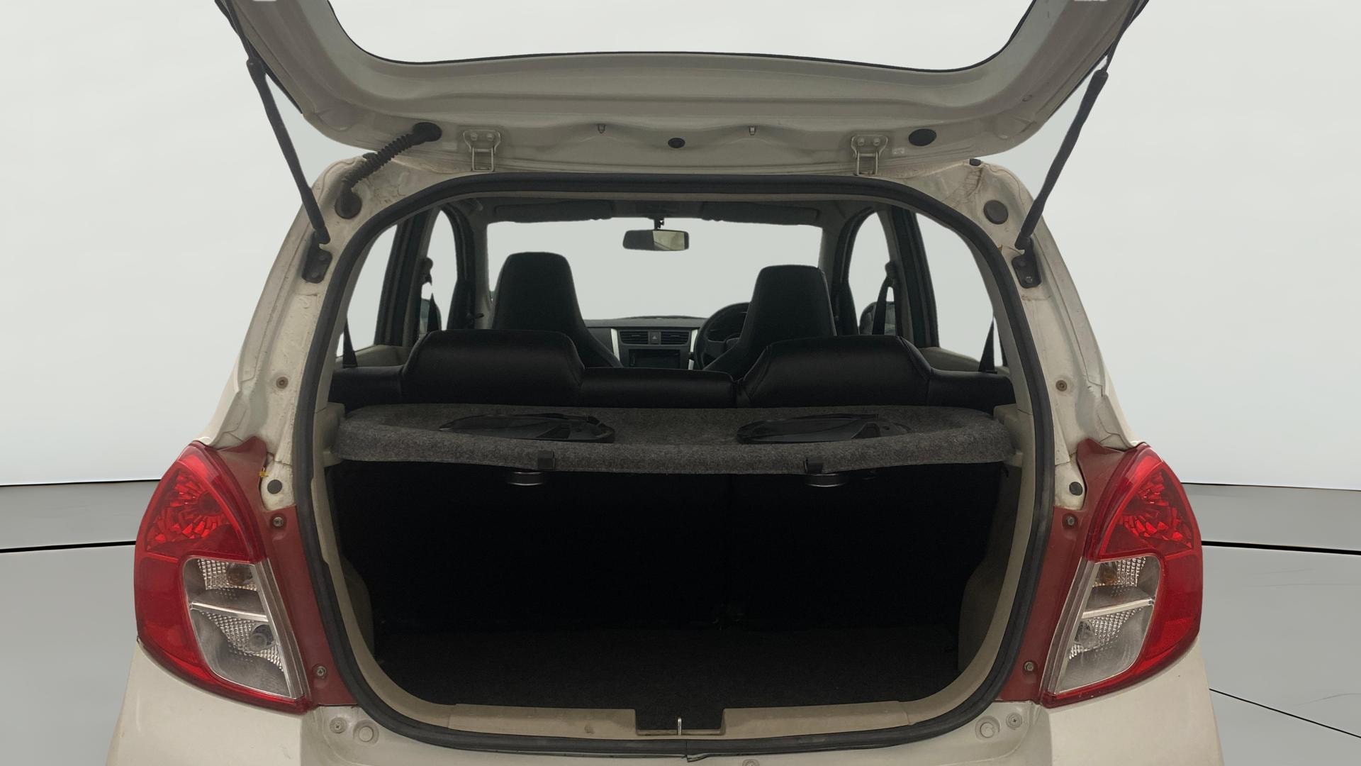 View 2018 Maruti Suzuki 1000 Base Variant Image 37 Used 2018 Maruti Suzuki 1000 Base Variant Image 37