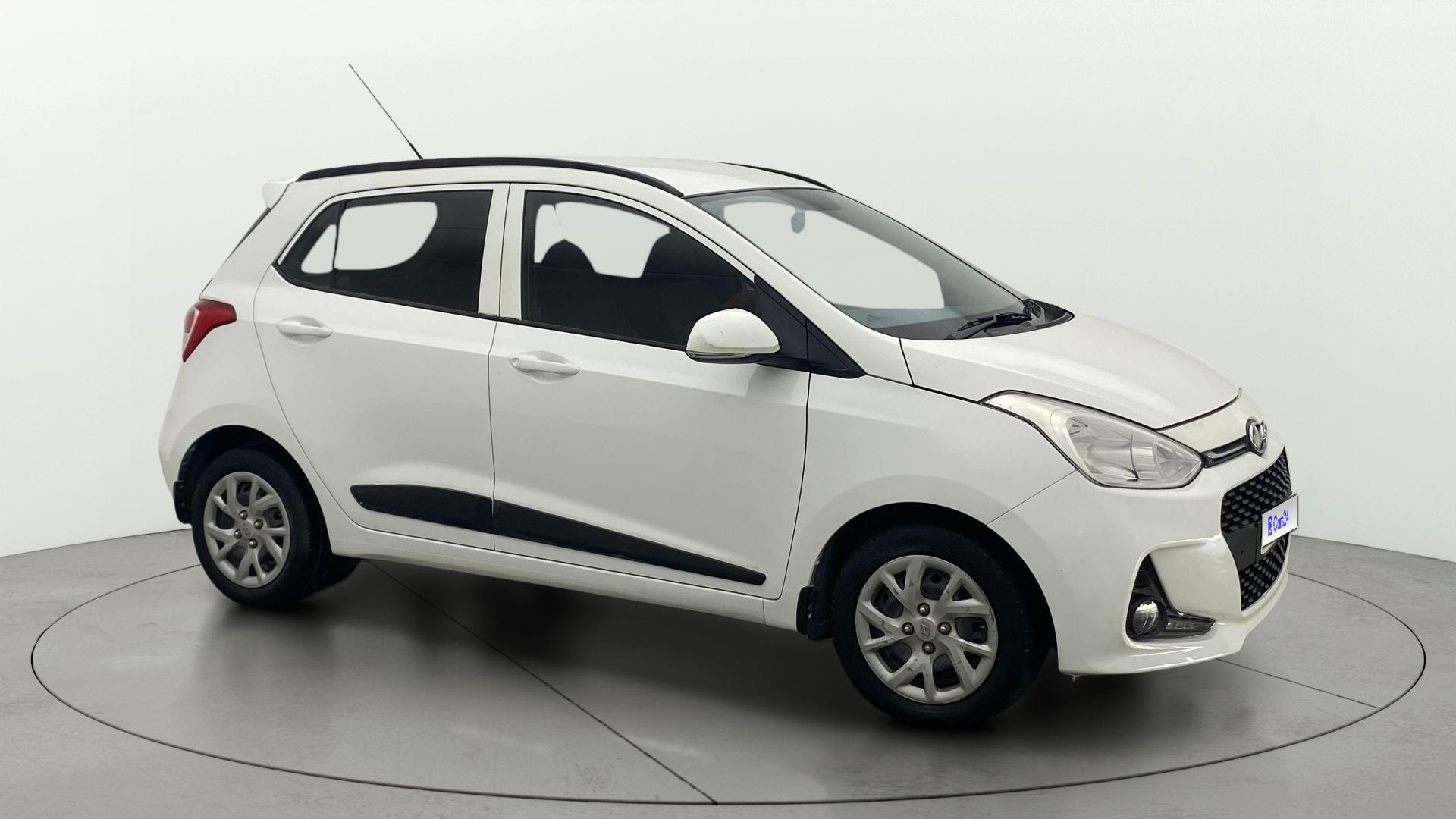 View 2019 Hyundai Grand i10 Sportz 1.2 Kappa Image 36 Used 2019 Hyundai Grand i10 Sportz 1.2 Kappa Image 36
