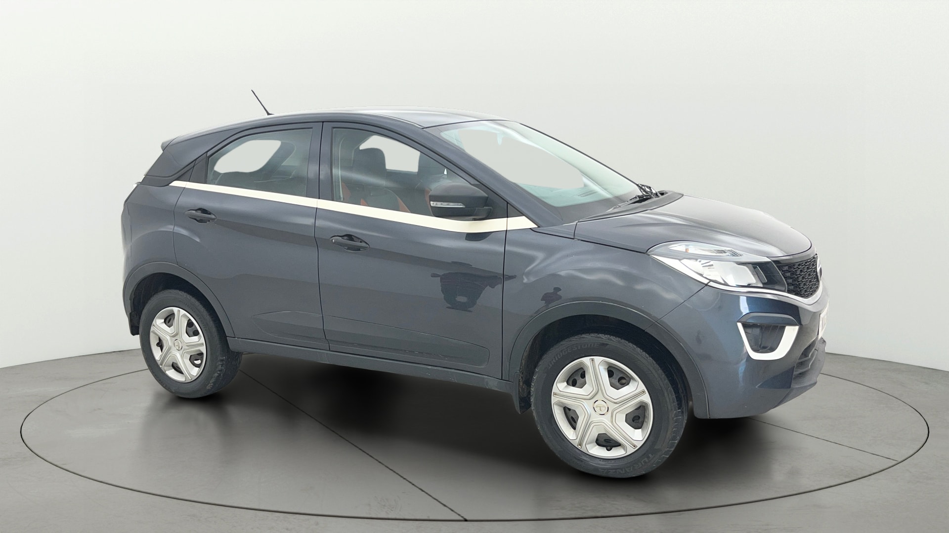 View 2020 Tata Nexon Revotron XMA AMT Image 21 Used 2020 Tata Nexon Revotron XMA AMT Image 21