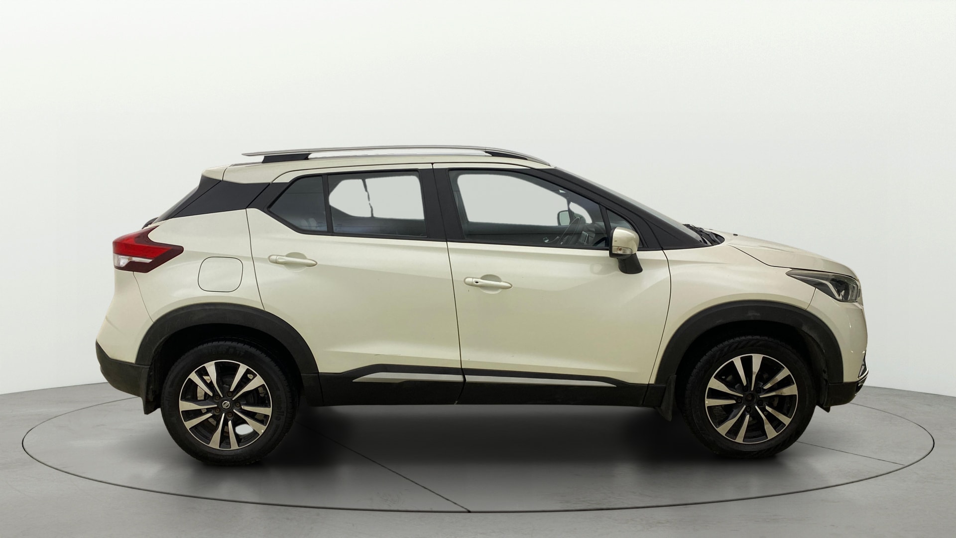 View 2019 Nissan Kicks XV Petrol BS IV Image 8 Used 2019 Nissan Kicks XV Petrol BS IV Image 8