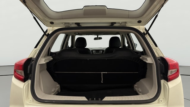 View Mahindra XUV300 Image 37 Used Mahindra XUV300 Image 37