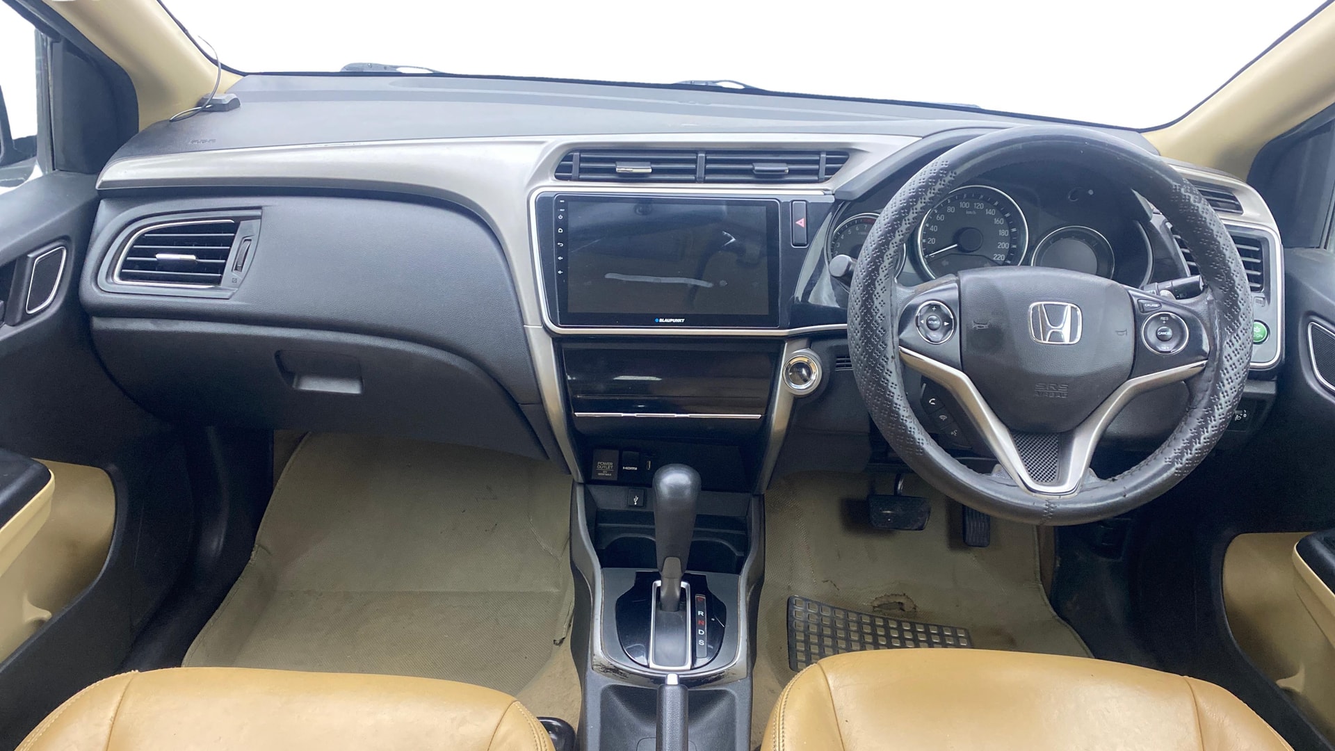 View 2019 Honda City ZX MT Diesel Anniversary Edition Image 16 Used 2019 Honda City ZX MT Diesel Anniversary Edition Image 16