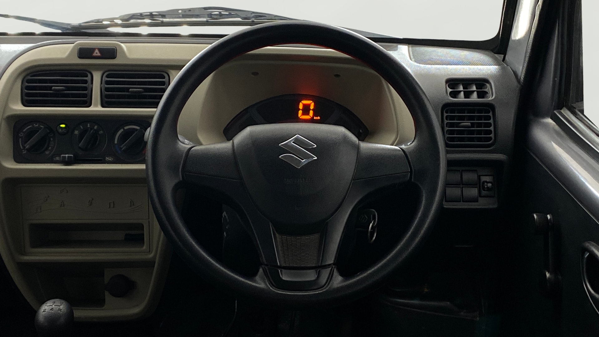 View 2023 Maruti Suzuki 1000 Base Variant Image 20 Used 2023 Maruti Suzuki 1000 Base Variant Image 20
