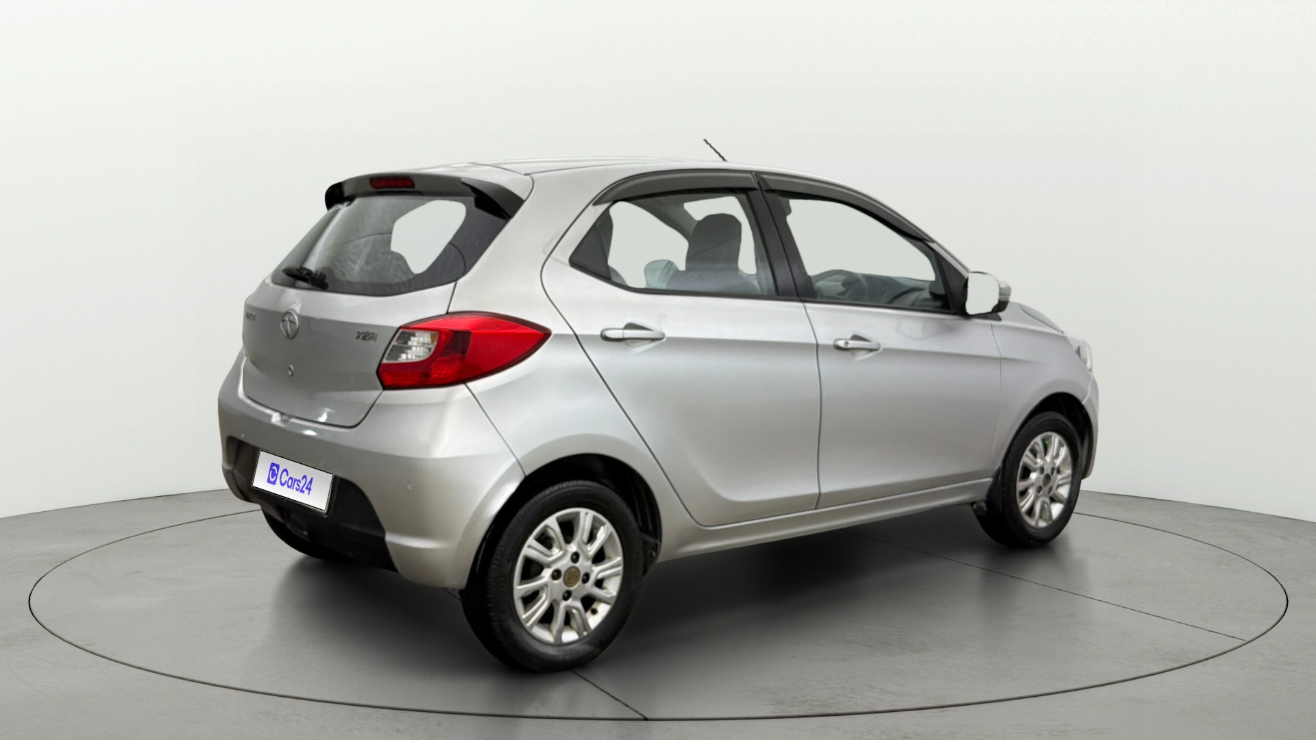 View 2017 Tata Tiago Revotorq XB Image 42 Used 2017 Tata Tiago Revotorq XB Image 42