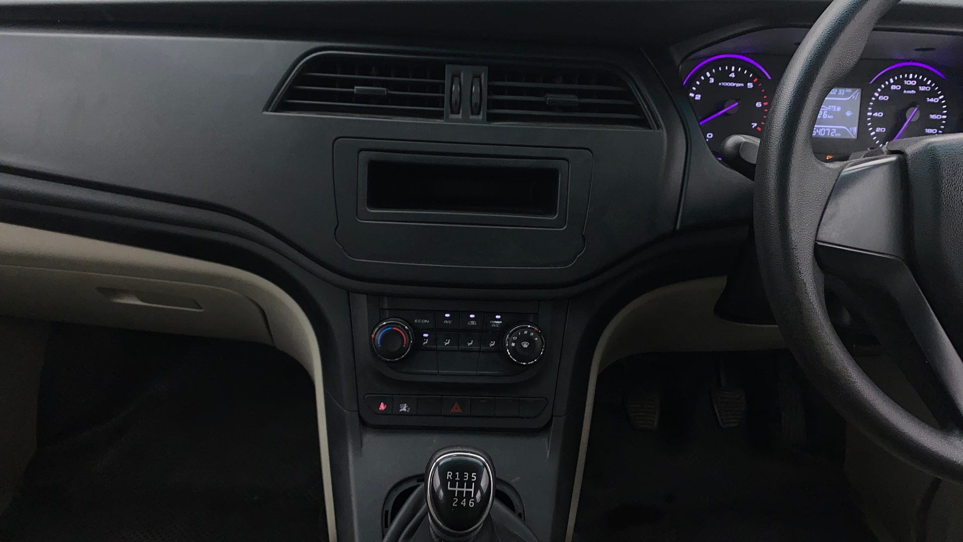 Used 2019 Mahindra Marazzo Used 2019 Mahindra Marazzo