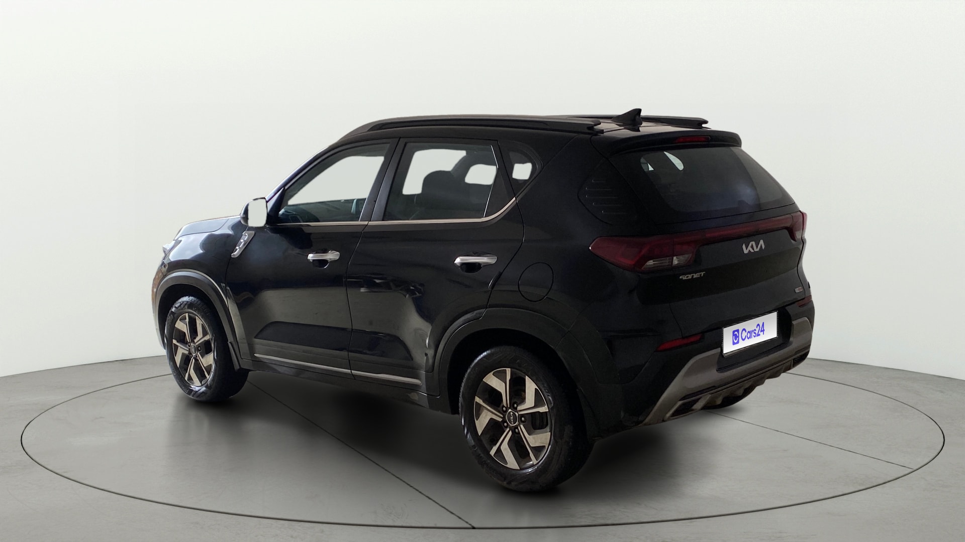 View 2022 Kia Sonet HTX iMT Petrol Image 2 Used 2022 Kia Sonet HTX iMT Petrol Image 2