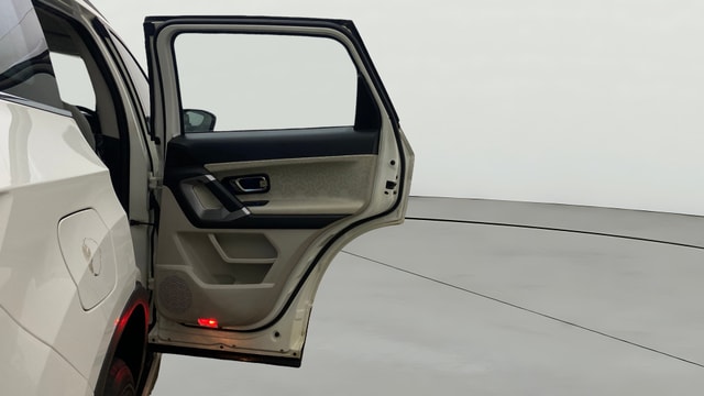 View Tata Safari Image 5 Used Tata Safari Image 5