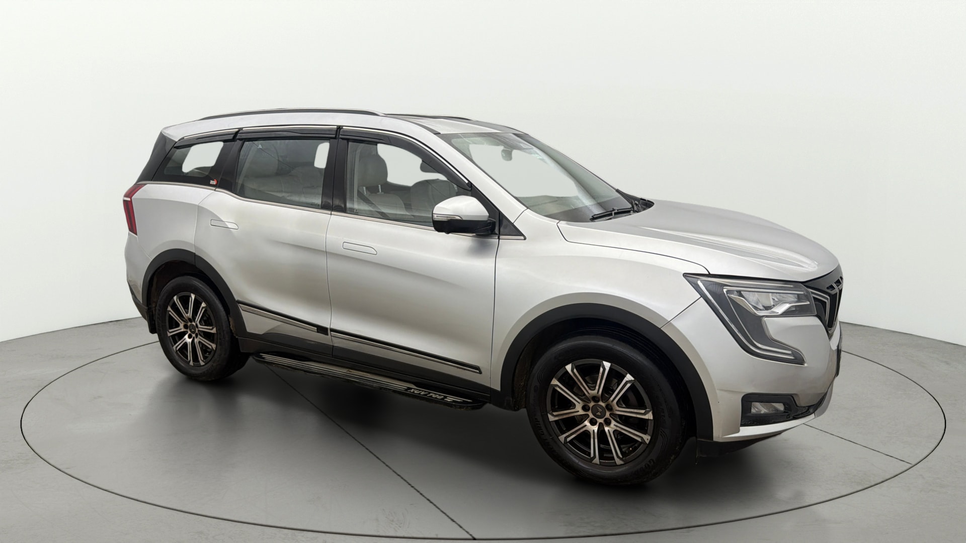 Used 2022 Mahindra XUV700 Used 2022 Mahindra XUV700