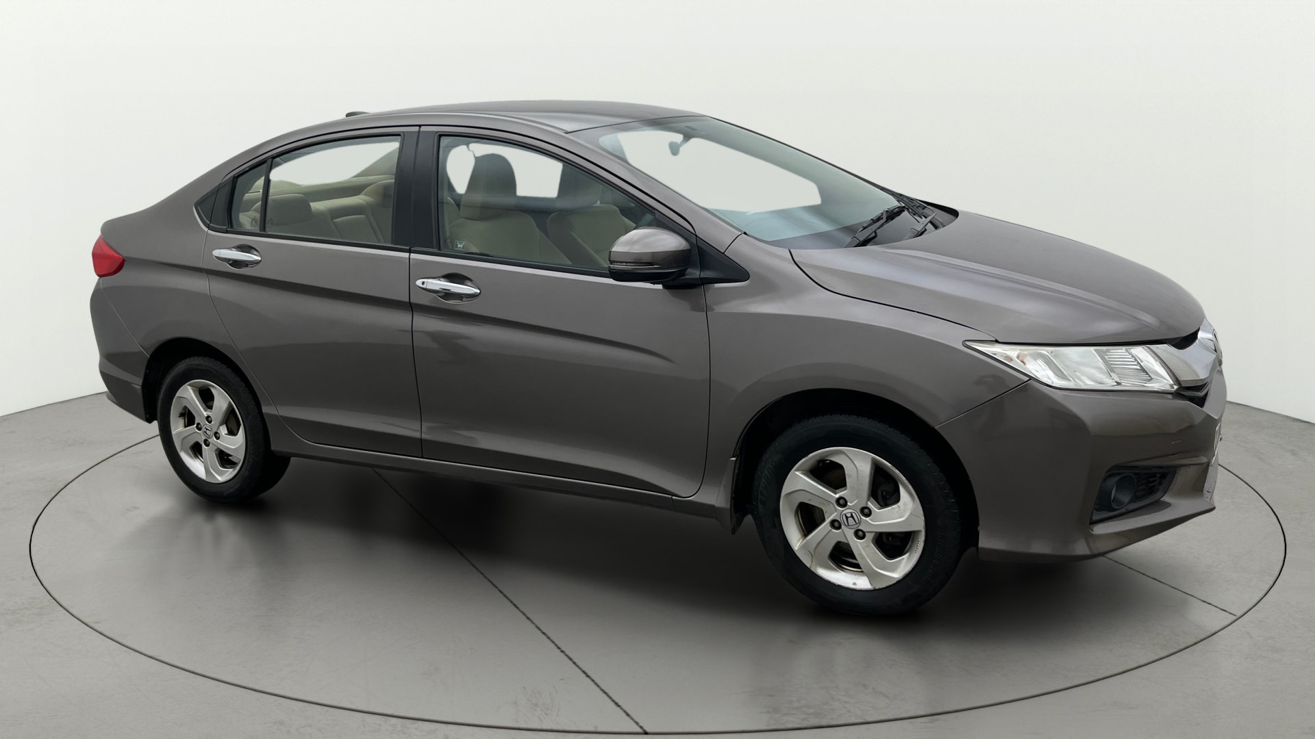 View 2016 Honda City ZX MT Diesel Anniversary Edition Image 22 Used 2016 Honda City ZX MT Diesel Anniversary Edition Image 22