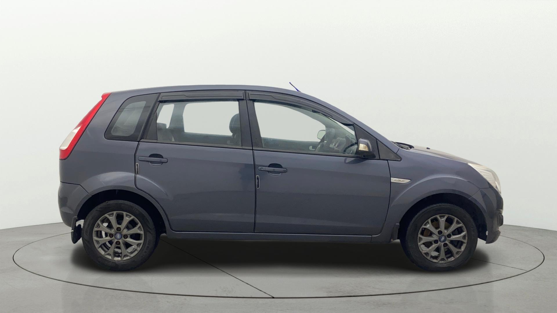 View 2015 Ford Figo 1.2P Ambiente MT BS IV Image 8 Used 2015 Ford Figo 1.2P Ambiente MT BS IV Image 8