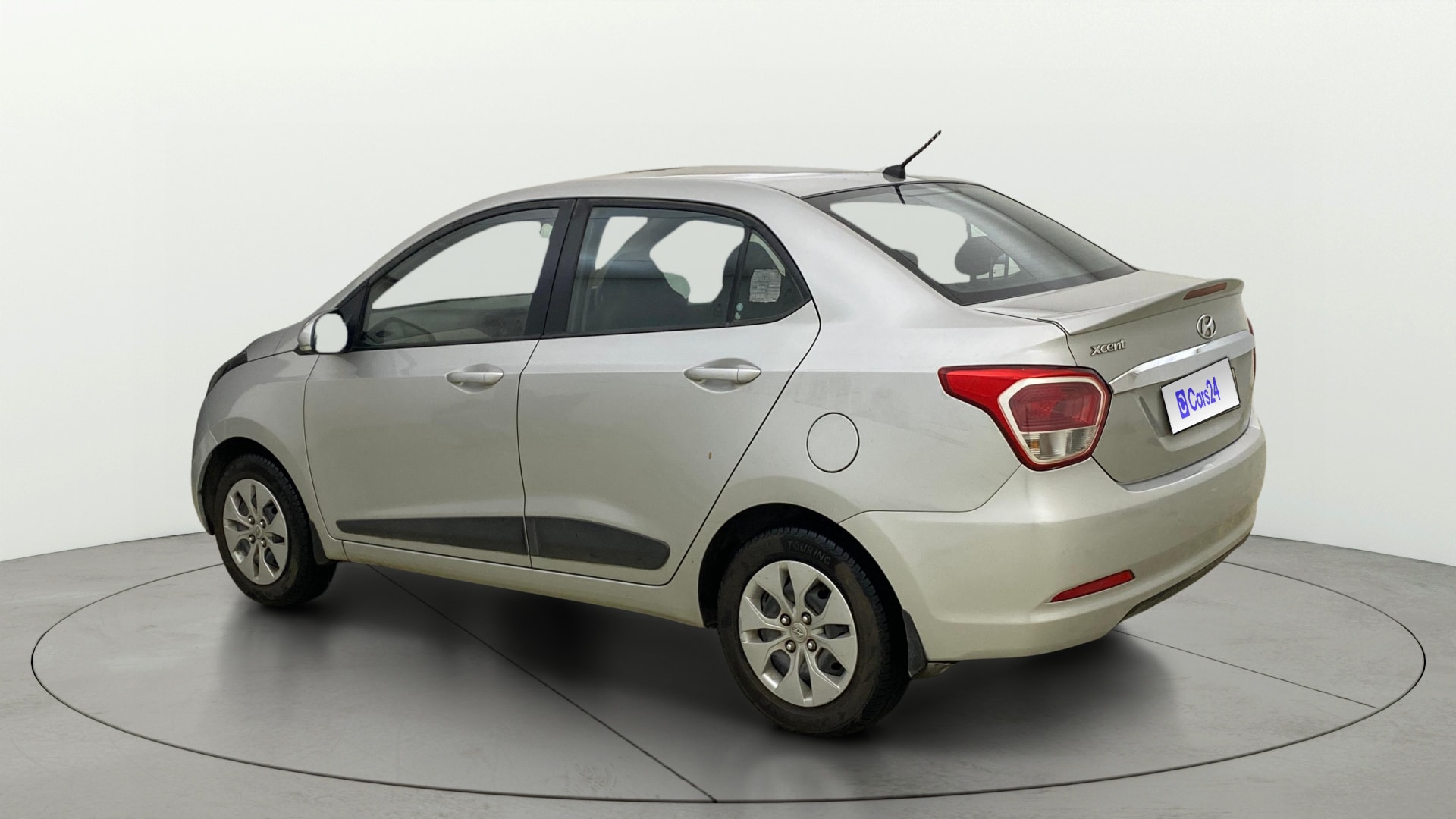 View 2016 Hyundai Xcent S Anniversary Edition Petrol Image 2 Used 2016 Hyundai Xcent S Anniversary Edition Petrol Image 2