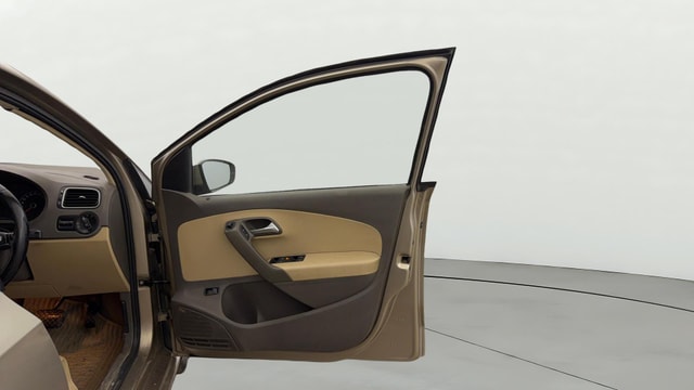 View Volkswagen Vento Image 45 Used Volkswagen Vento Image 45
