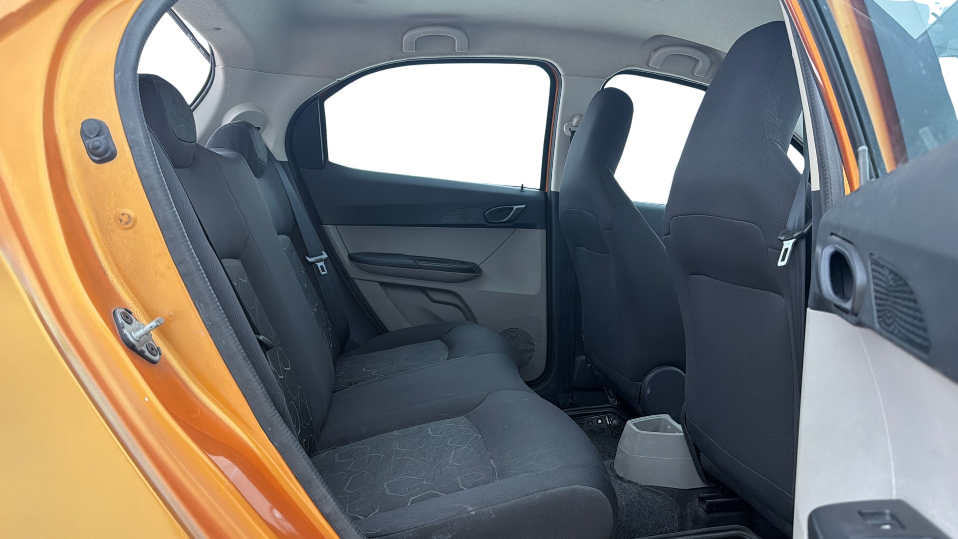 View 2016 Tata Tiago Revotorq XB Image 28 Used 2016 Tata Tiago Revotorq XB Image 28
